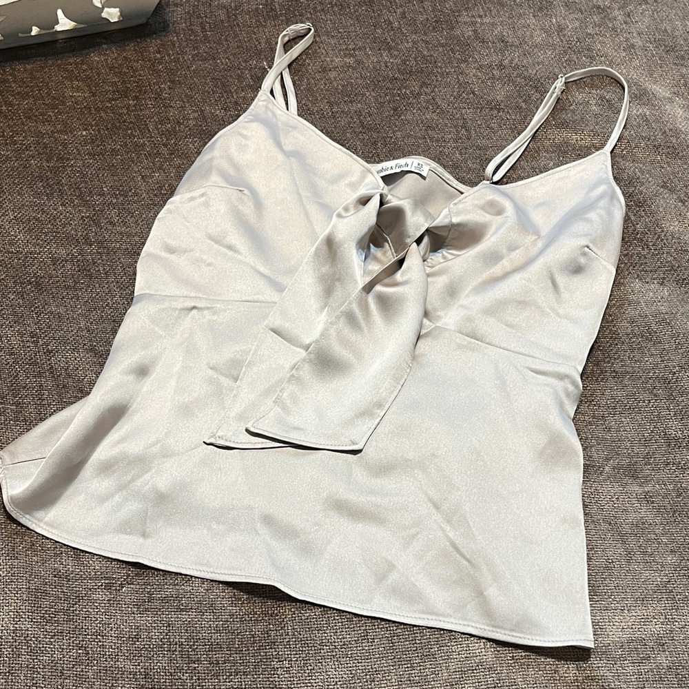 Abercrombie & Fitch Cream Satin Camisole Top - Size X Small